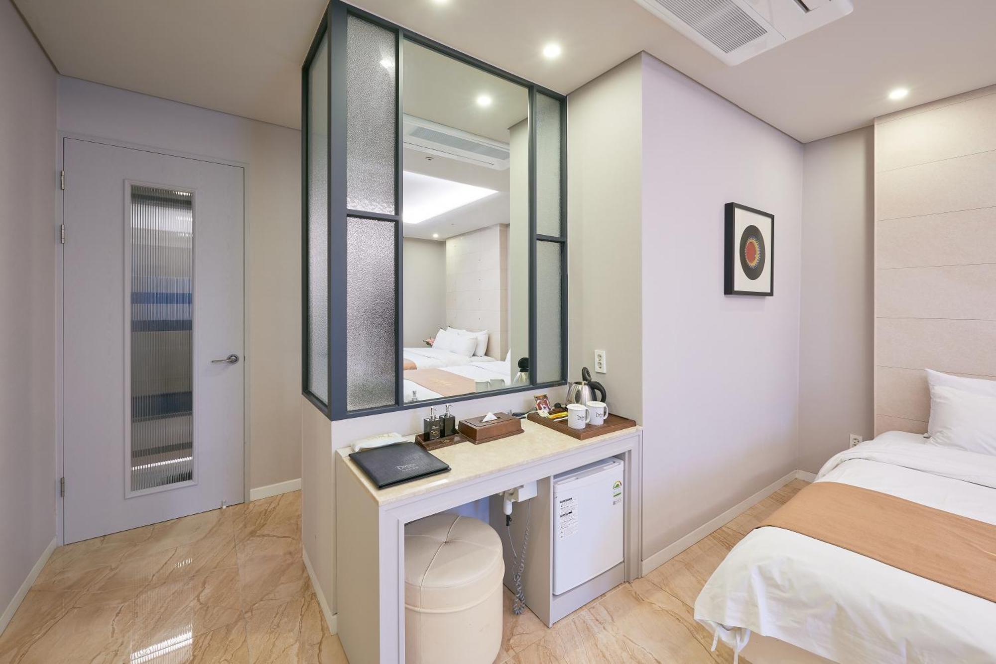 Dubai Hotel Gwangju Metropolitan City Eksteriør bilde