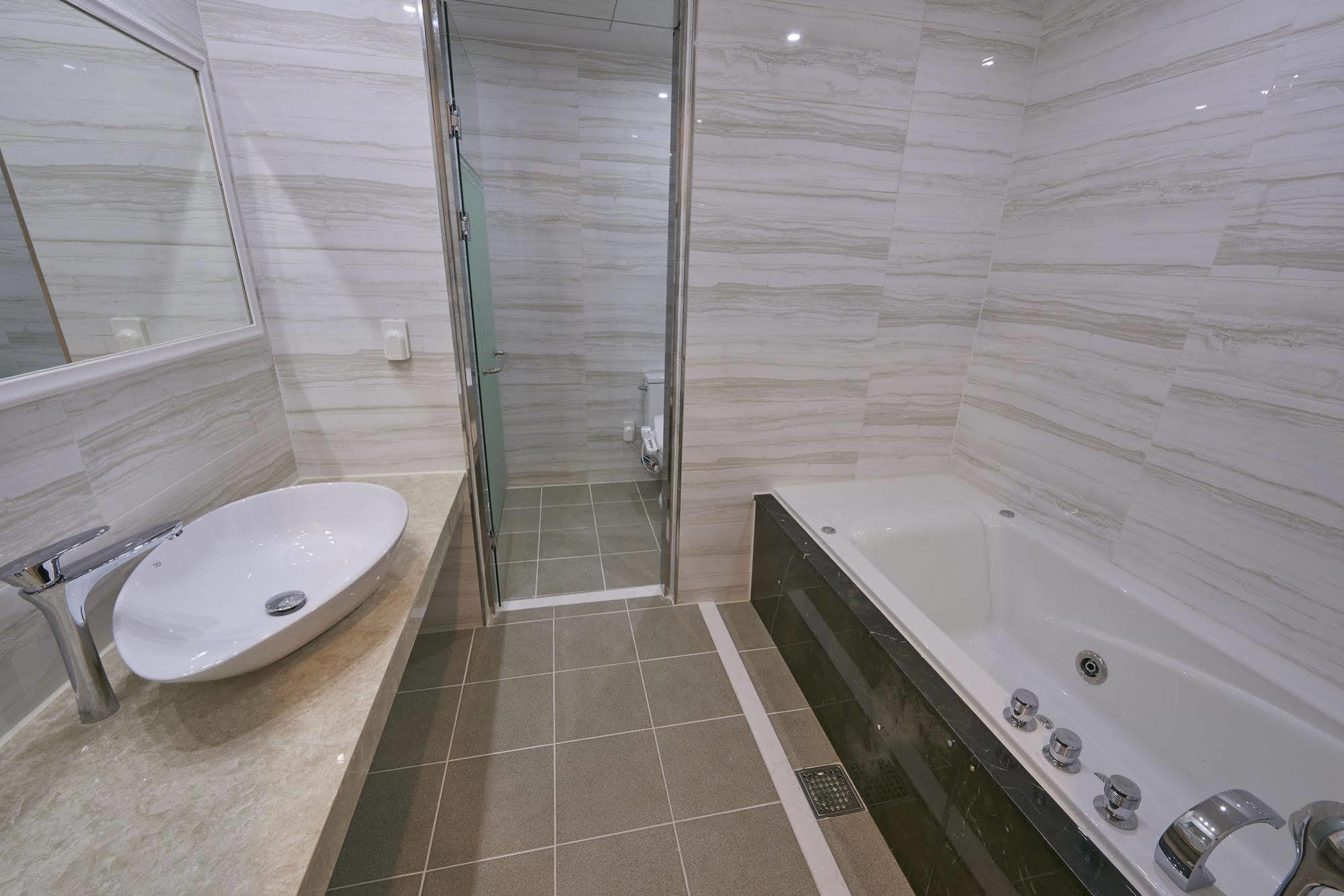 Dubai Hotel Gwangju Metropolitan City Eksteriør bilde