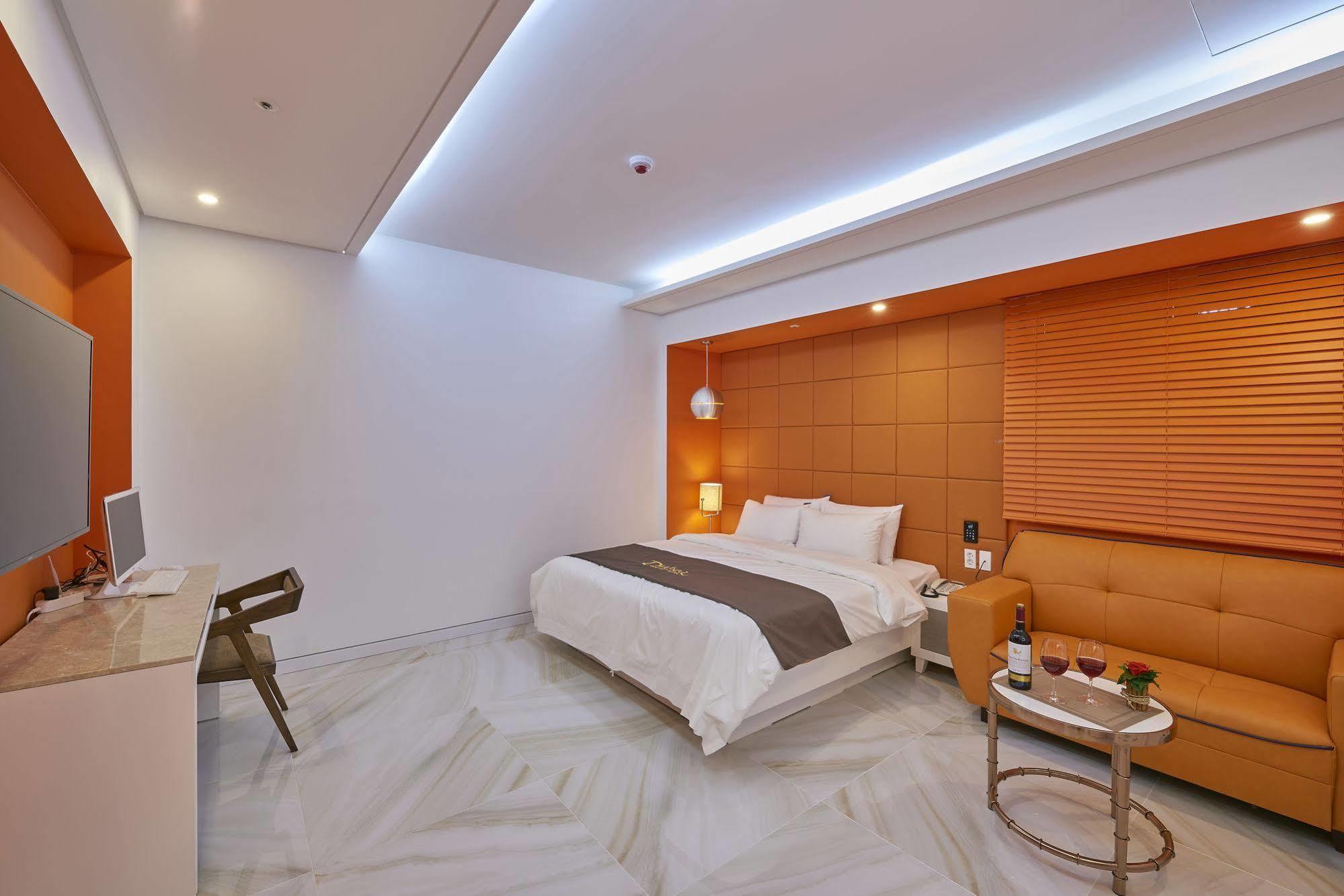 Dubai Hotel Gwangju Metropolitan City Eksteriør bilde